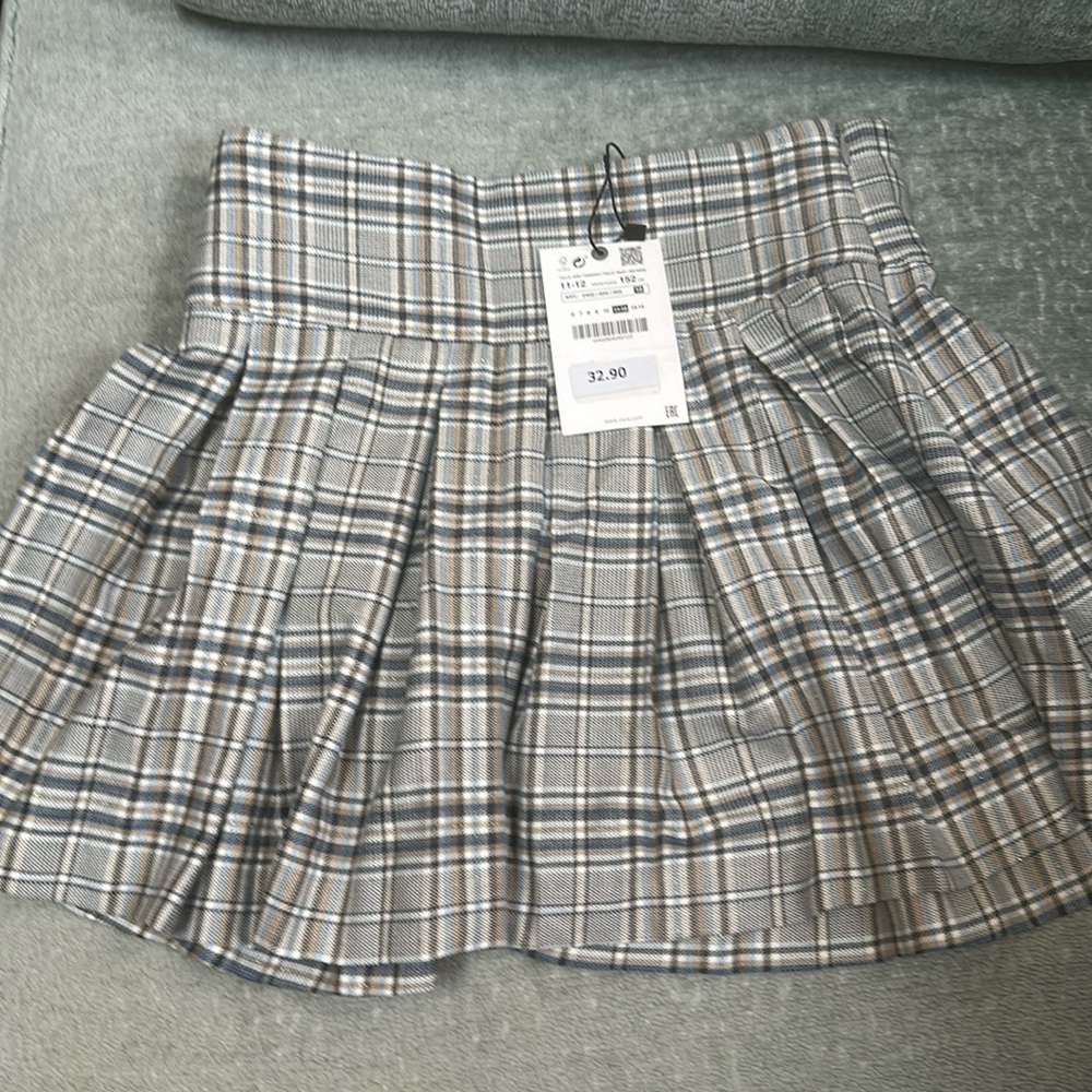 Zara skirt brand new with tags